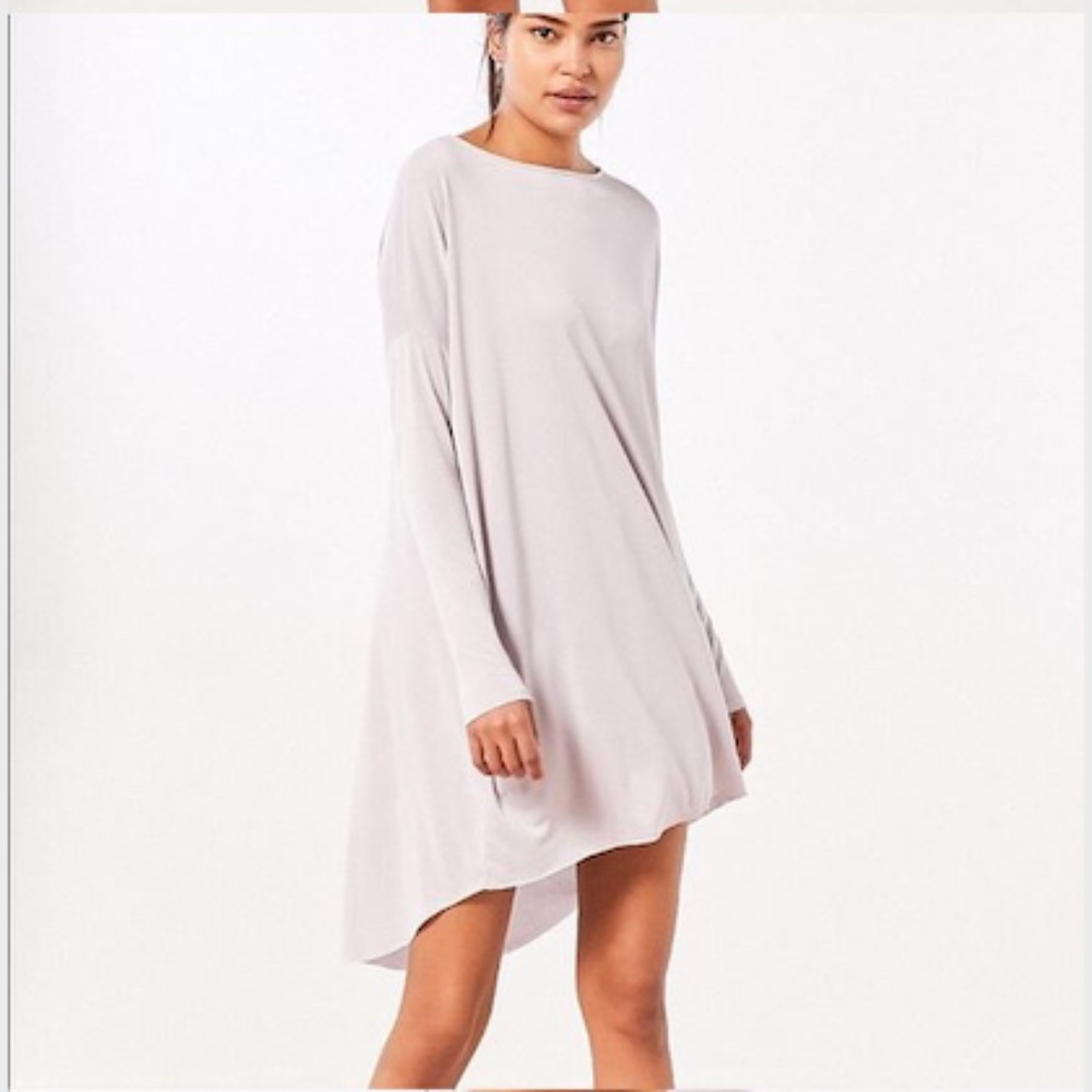 Silence + Noise UO Lavender Shift Dress Lo…